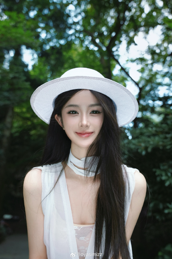 《一对二》韩剧姜汉娜